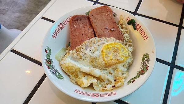【三峽早午餐】富士商號fuji/復古風/肉蛋吐司