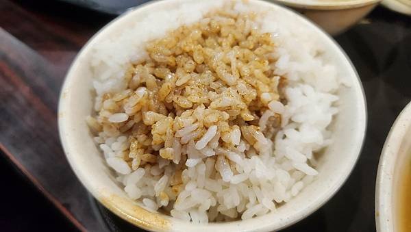 【台北美食】老牌張豬腳飯/延三觀光夜市商區