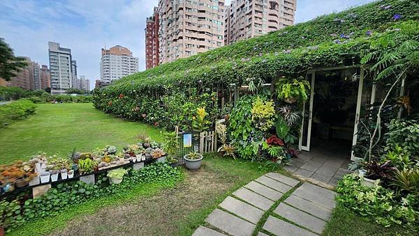 【桃園咖啡店】朝顏屋 3.2K/森林系咖啡輕食/派媞煙囪捲