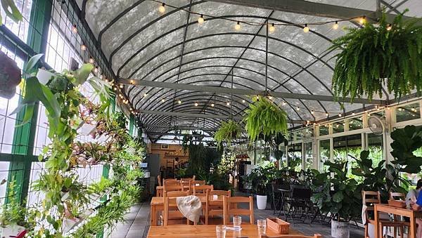【桃園咖啡店】朝顏屋 3.2K/森林系咖啡輕食/派媞煙囪捲
