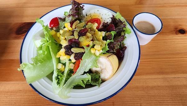 【桃園咖啡店】朝顏屋 3.2K/森林系咖啡輕食/派媞煙囪捲