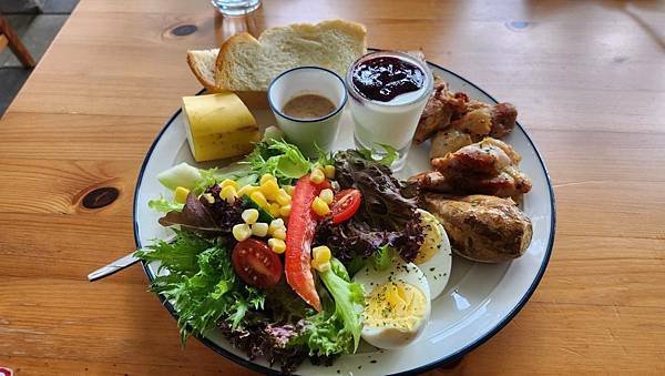 【桃園咖啡店】朝顏屋 3.2K/森林系咖啡輕食/派媞煙囪捲