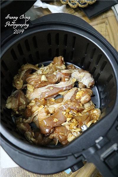 氣炸雞肉條 氣炸鍋料理 桑妮晴女攝影師的烹調日記 (1)_副本.jpg