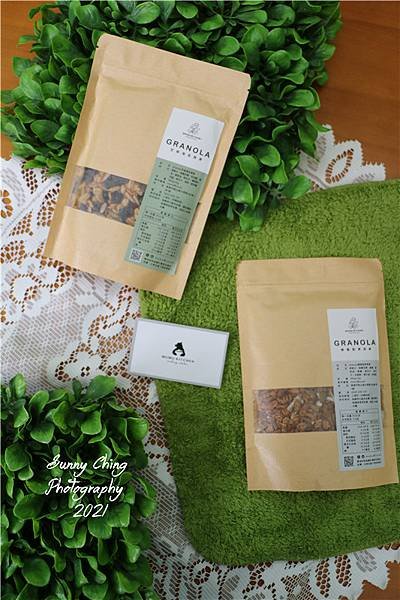 食記 Mumu Kitchen 烘烤燕麥  宅配燕麥 手工烘烤燕麥，蜂蜜堅果燕麥 、芝麻海苔燕麥 早餐首選 桑妮晴的日常紀錄 女攝影師桑妮晴的攝影紀錄 (1).jpg