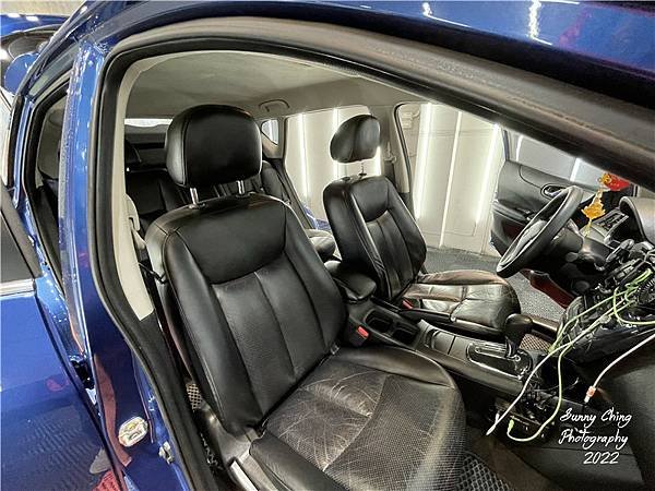 【車體鍍膜體驗】「燿 頂級專業車體工藝」竹北車體鍍膜、客製化汽車美容服務推薦，車體鍍膜初體驗、一塵不染的美容清潔讓車煥然一新！桑妮晴的日常紀錄2 (3).jpg