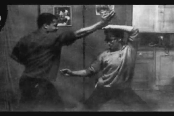 BRUCE LEE THE TEACHER II.avi[14-53-58].JPG