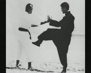 BRUCE LEE 李小龍 GUNG FU JKD[(002285)15-02-56].JPG