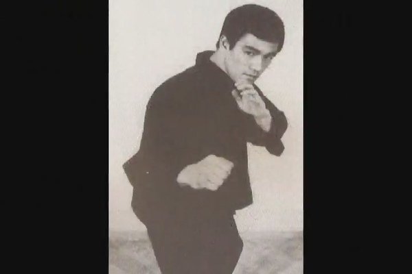 BRUCE LEE THE TEACHER II.avi[14-59-25].JPG