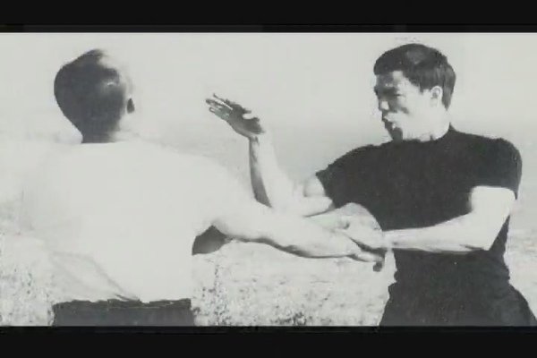 BRUCE LEE THE TEACHER II.avi[14-57-36].JPG