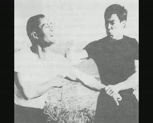 BRUCE LEE 李小龍 GUNG FU JKD[(001233)15-02-14].JPG