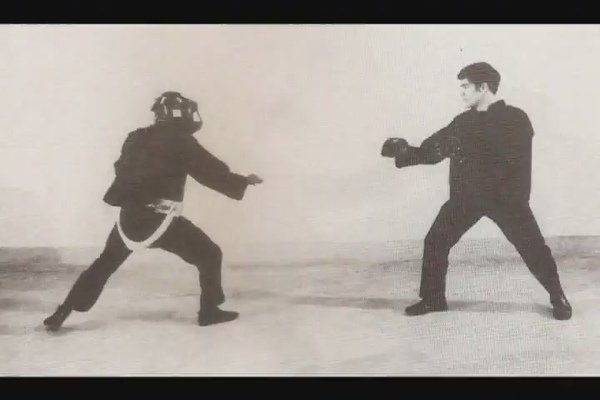 BRUCE LEE THE TEACHER II.avi[14-59-12].JPG