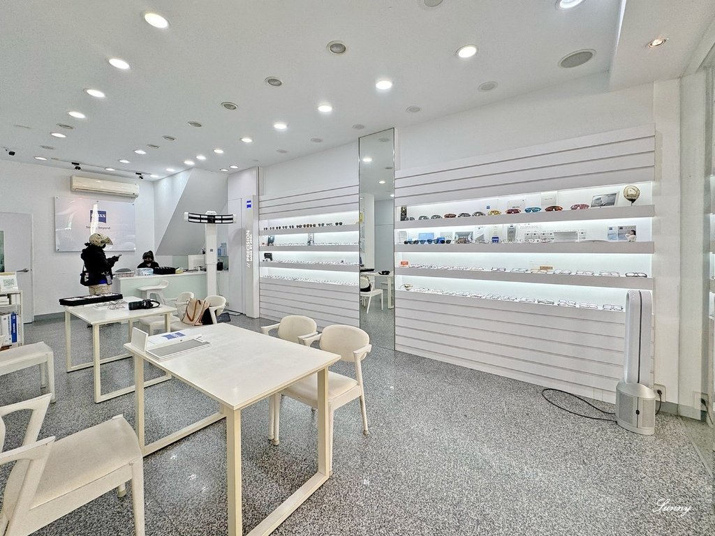 彰化市眼鏡行推薦｜視康佳眼鏡行｜德國蔡司高階設備，專業配鏡準