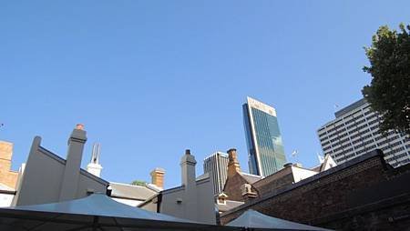 9-the rocks－2-bluesky.jpg