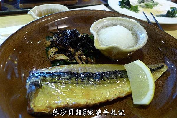 碳烤靖魚 單點 NT 240 (1).JPG