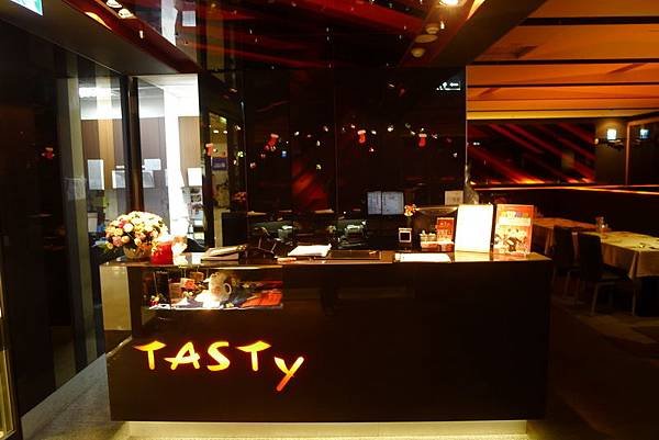 西堤．安平家樂福店 (85).JPG