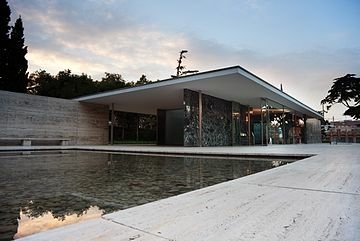 360px-The_Barcelona_Pavilion,_Barcelona,_2010.jpg