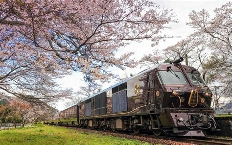 The Best Train Trips in the Wo