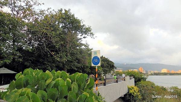 121-DSCN7913.jpg