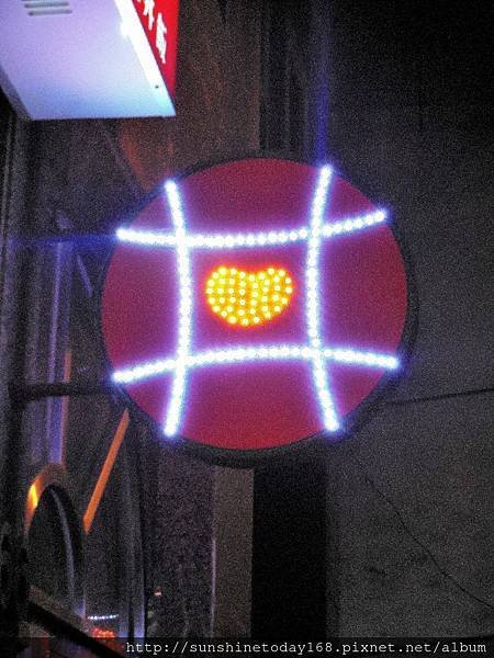 010.JPG