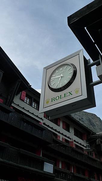 瑞士的鐘不是OMEGA就是ROLEX.JPG
