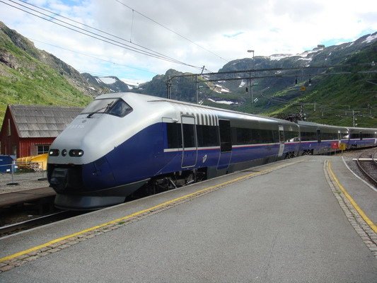 挪威(五)索娜峽灣、挪威縮影觀景火車與高山火車