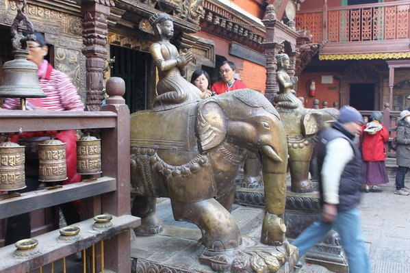尼泊爾(三) 巴特岡古都、巴丹杜爾巴廣場