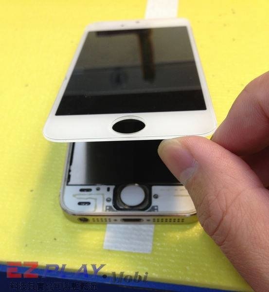 iPhone 5S框跟面板總成分家