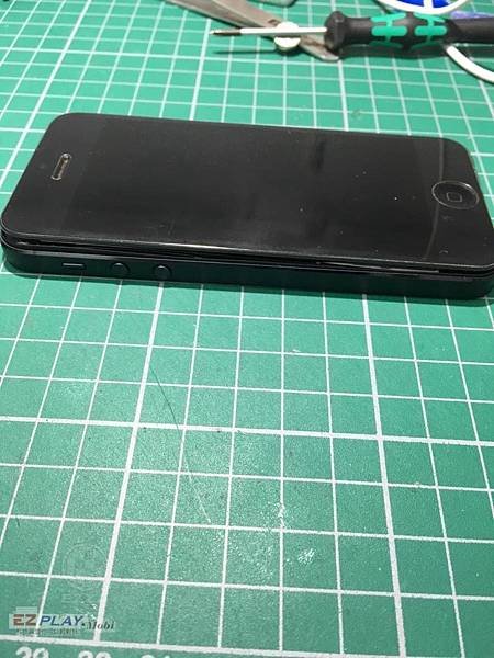 IPHONE5電池膨脹2