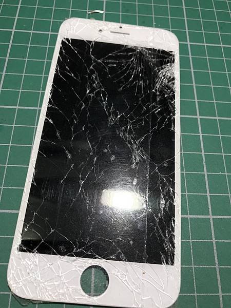 IPHONE6面板破裂