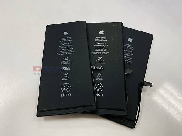 IPHONE7P更換電池.jpg