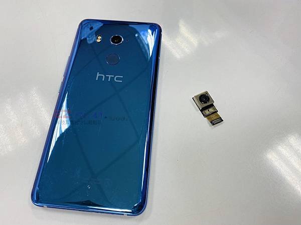 HTC U11+相機打不開.jpg