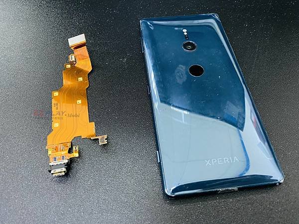 SONY XZ2充電異常.jpg