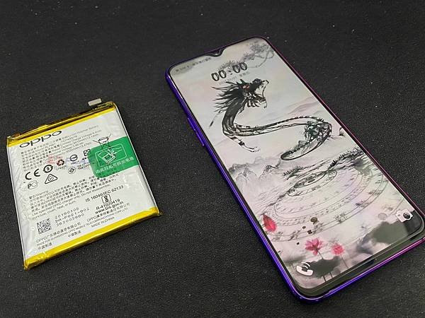 oppo r17電池膨脹.jpg