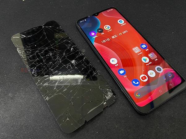 realme C3更換液晶面板.jpg