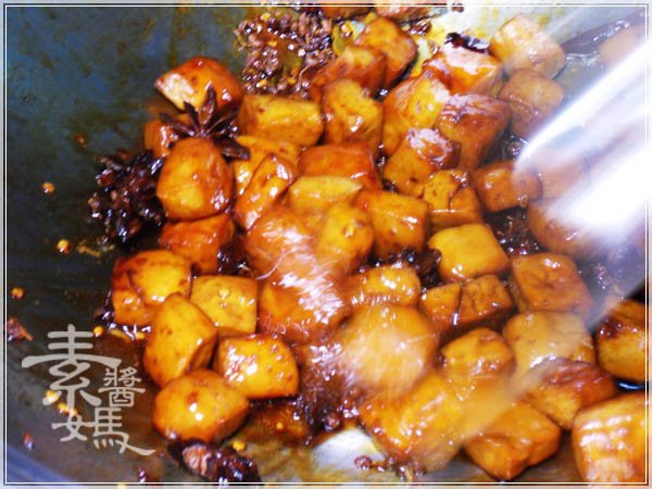 簡單零嘴 - 滷豆干09.JPG