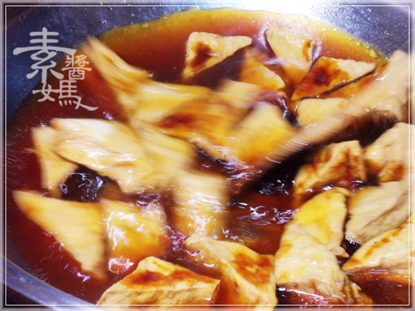 秒殺級家常菜 - 滷油豆腐06.jpg