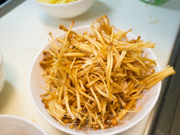 2012_8_23首爾素食-出發-龍山EMART50