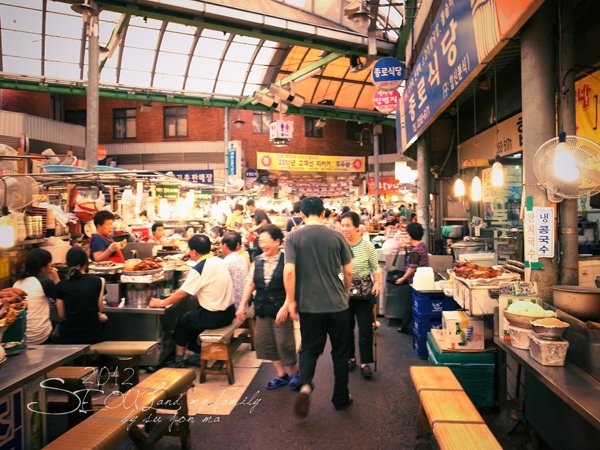 2012_8_24韓國首爾素食-清溪川-廣藏市場-樂天超市22