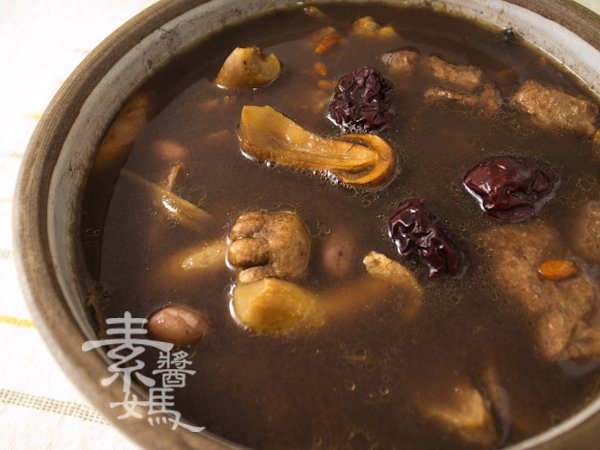 冬季補湯-素食藥燉排骨-5