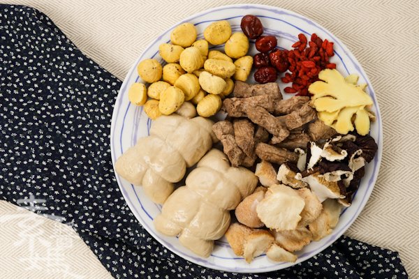 素食湯品-栗子菜圃雞-1