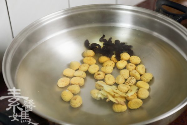 素食湯品-栗子菜圃雞-3