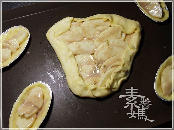 簡單烘焙點心-蘋果派 蘋果塔10.jpg