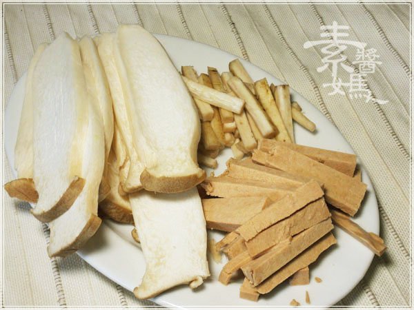 中式料理-糖醋排骨04.jpg
