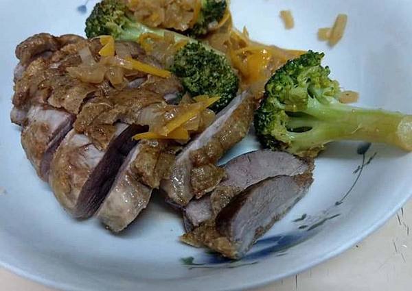 橙汁香煎櫻桃鴨胸肉片-食譜成品照片.jpg