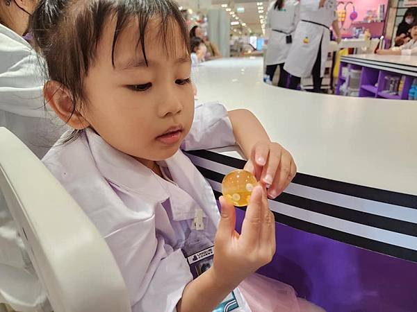 體驗｜大膽玩、放手做「UNIQUE 史萊姆實驗室」台南南紡店