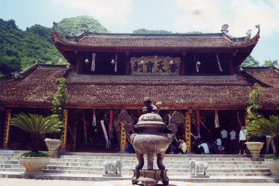 10-Thien Tru Temple-2