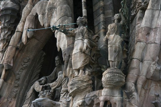 12 聖家堂 （La Sagrada Familia） spain