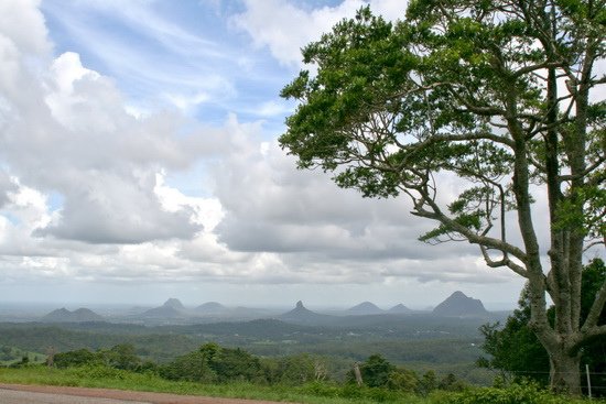 05 原住民傳奇 玻璃坊山群The Glass House Mountains Brisbane