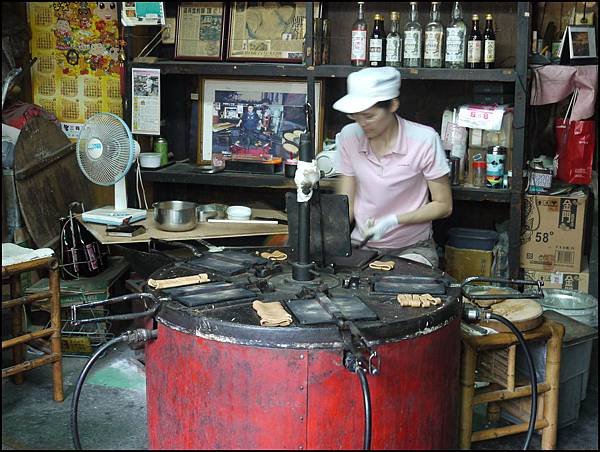 製作煎餅中