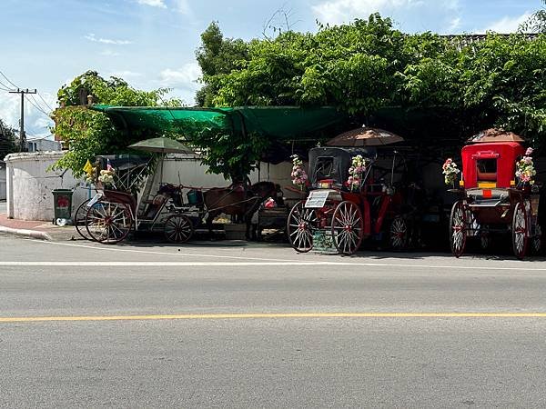 [南邦]單車漫遊白橋、路易斯之家、玉佛寺